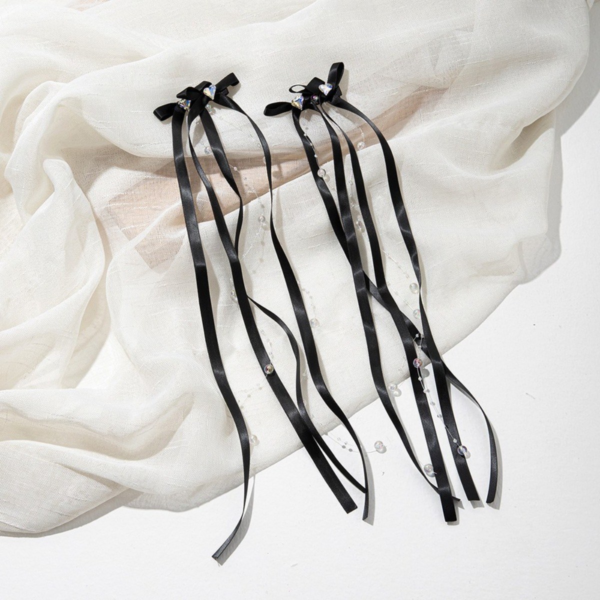 아이루리 방울 방울 진주 롱 리본 집게핀 2개 귀여운 화려한 여아 공주 분위기 12,800원