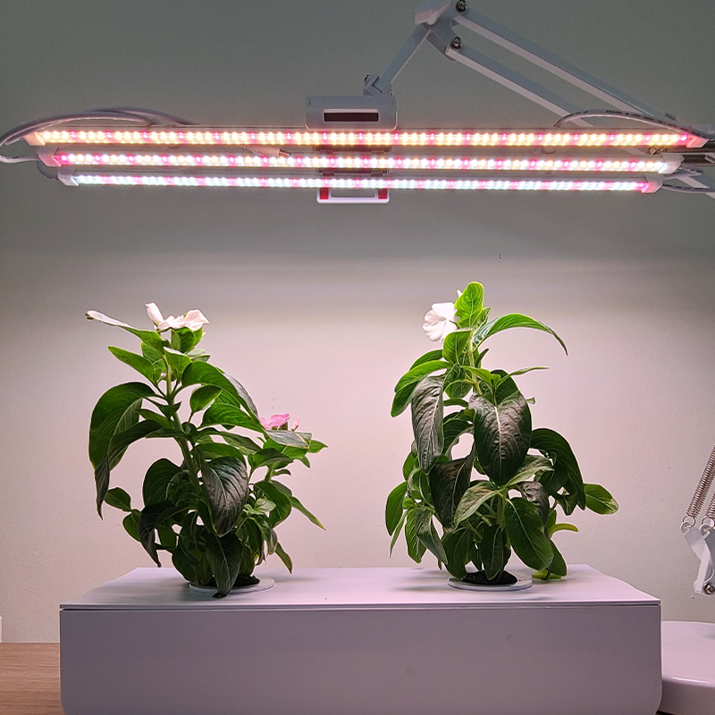 풀나옴 식물등 LED 10W 식물성장조명 15,900원