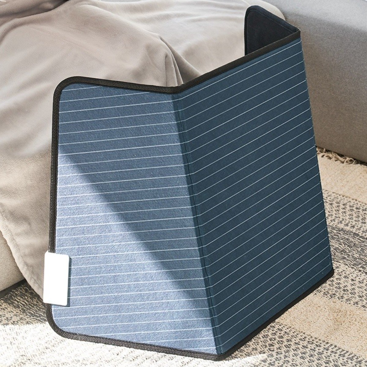 [SCOOP] 사무실 발난로 전기히터 접이식 히팅패드 파티션  SC-HP001N(딥블루 신형) 28,900원