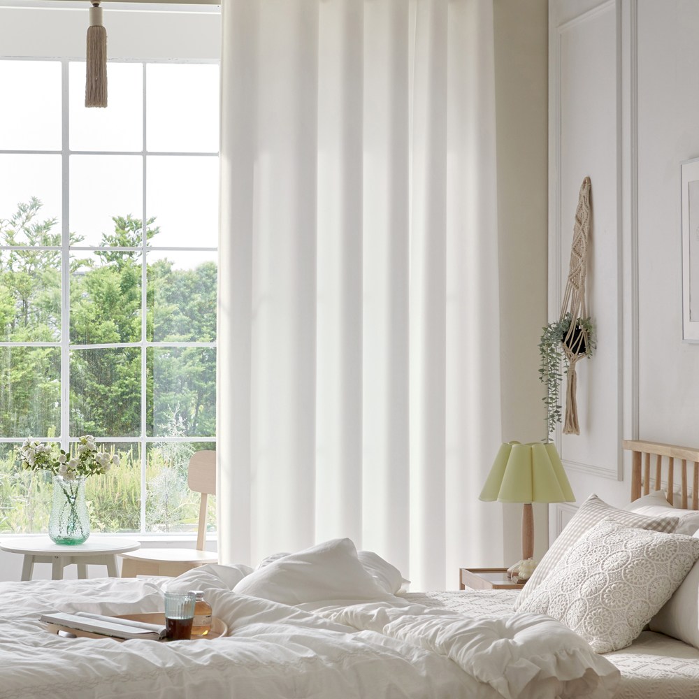 뷰하우스 루이즈 창문 거실 맞춤 암막 커튼 아일렛 핀형 나비주름 커텐 19,970원