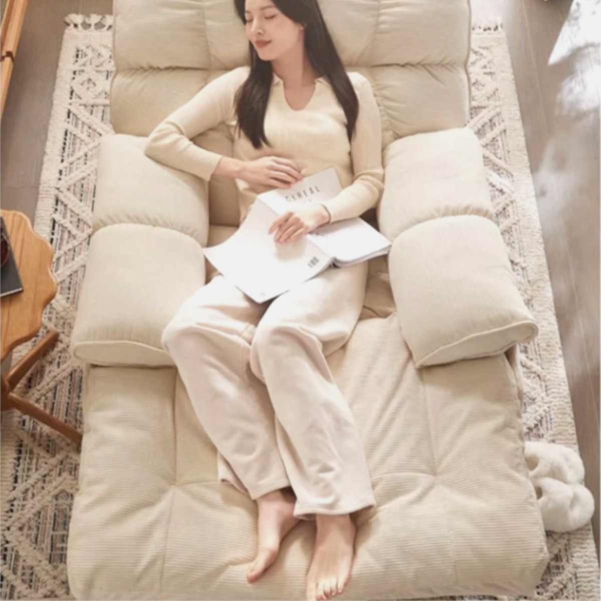 BARONTE  포근한 일등석 전동 리클라이너 쇼파 의자 쇼파베드 무중력 안락의자 와이드 스윙 수유의자 603,000원