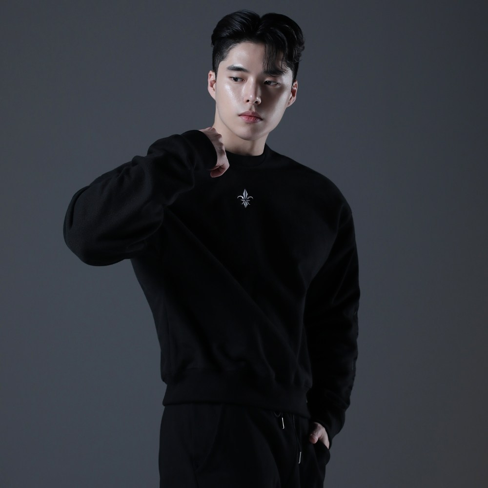 카미드 맨투맨 로고 화이트 기모맨투맨 헬스 빅사이즈 후드티 84,500원