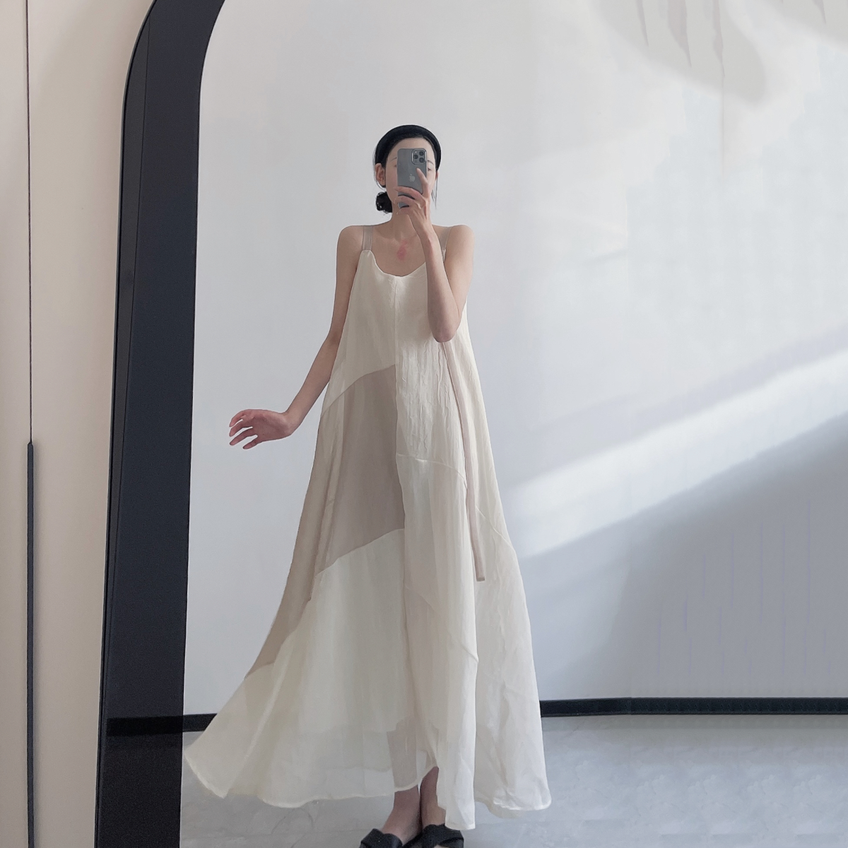 빅사이즈 여성을 위한 여름용 언밸란스 린넨 맥시 끈나시 원피스 스판 유닛 에스닉 휴가 끈 나시 치마 바캉스 썸머 민트꽃 레이어드 42,880원