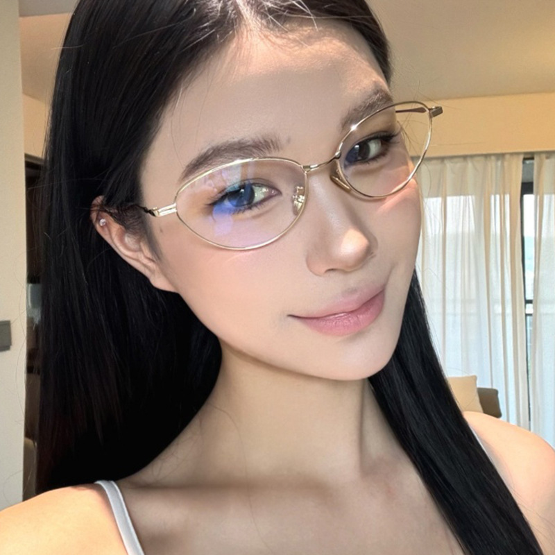 YF 블루라이트차단 안경 가벼운 초경량 얼굴 작아보이는 안경테 + 케이스 포함 15,900원