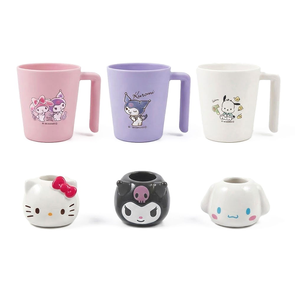 일본 라이센스 산리오 캐릭터 양치컵+칫솔꽂이 6,300원