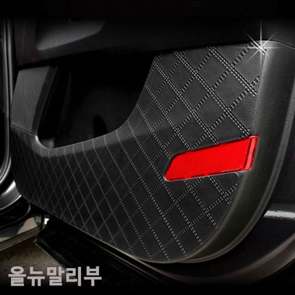 올뉴말리부 가죽 도어커버 아칸 스크래치방지커버 swg+193Vc, 블랙 75,960원