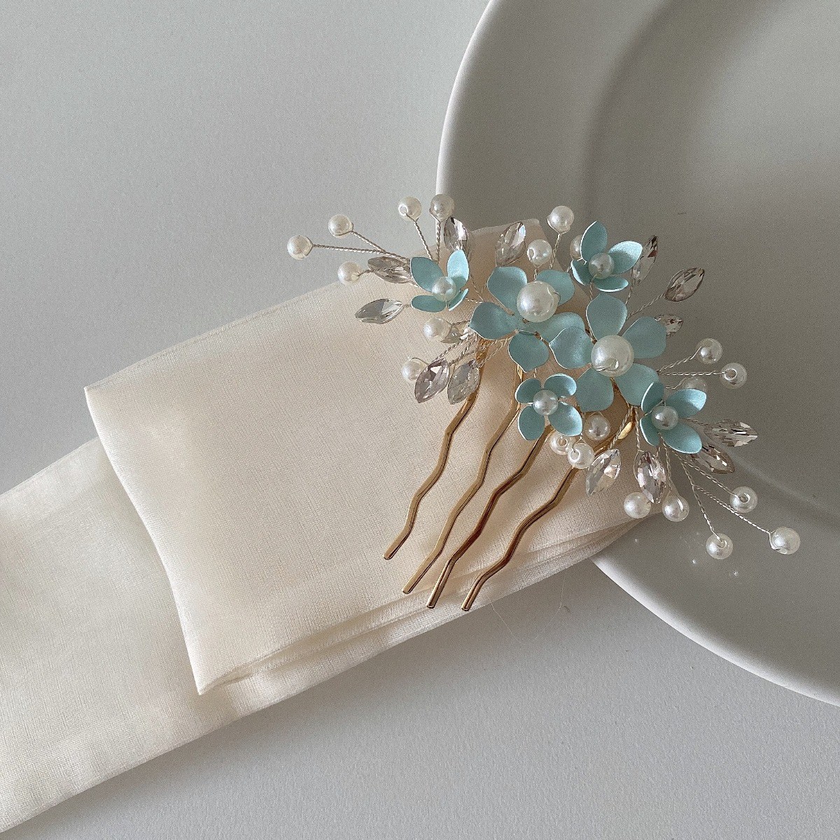 한복 올림머리 뒤꽂이 머리핀 혼주 웨딩 돌잔치 혼례용 16,900원