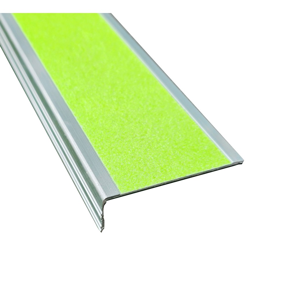 에스티씨(STC) 1500mm 계단논슬립,미끄럼방지,세라믹논슬립,ㄱ자형논슬립,학교,병원,경사로,미끄럼방지,산책로,아파트,카페,학원,산사,성당 10,050원