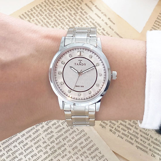 탠디 남성용 시그니쳐 메탈 손목시계 T-3914 89,000원