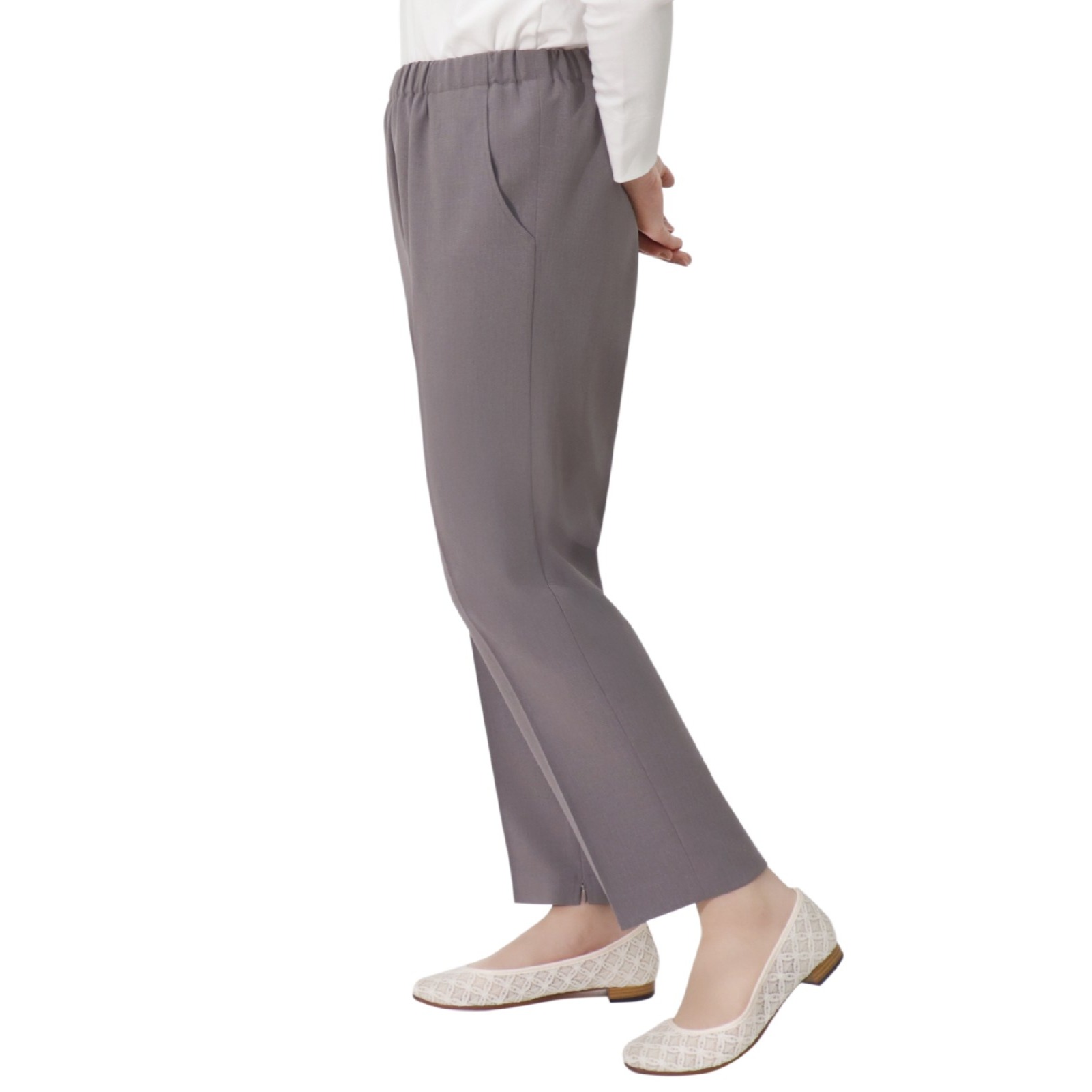 Made in Japan 허리 편한 일본 여름바지 열차단 UV차단 무릎 지퍼로 욕실청소 병원치료 방문용 50대 60대 70대 중년여성 엄마옷 할머니옷 빅사이즈 9581 57,000원