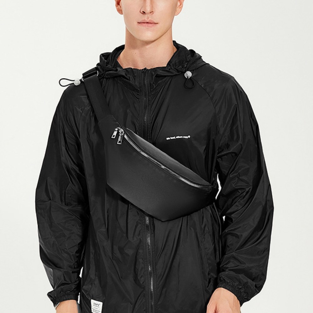 [담솜온] 슈나 힙색 슬링백 크로스백 메신저백 남녀공용 여행용 운동 생활방수 담앤드솜 14,900원