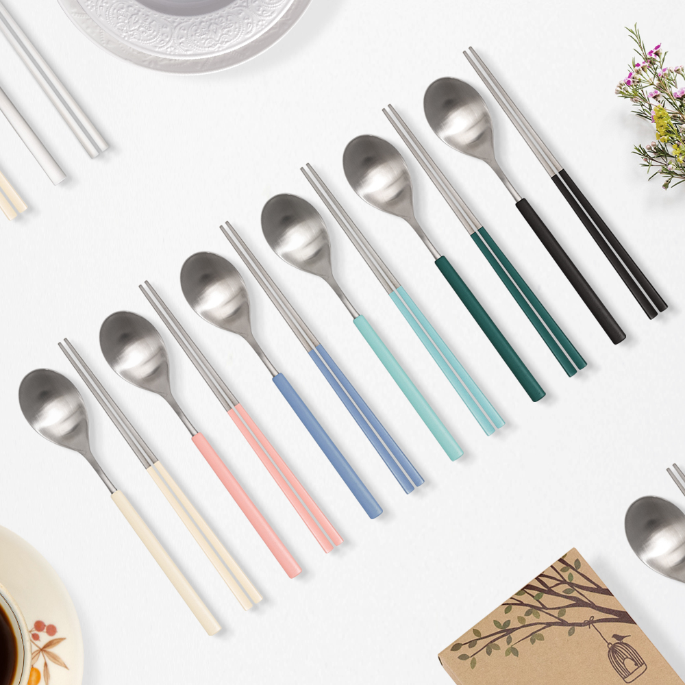 라온누리 스크래치 없는 델라 올스텐 컬러 수저 6벌세트, 혼합색상, 숟가락 6p + 젓가락 6p, 1세트 56,900원