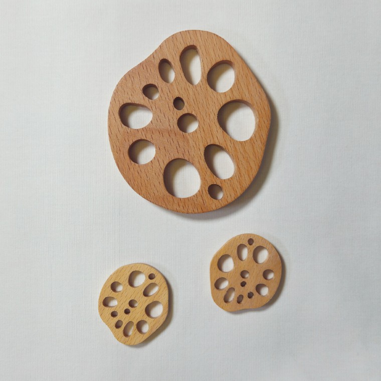 젠나나 우드 연근 수저받침 나무 소재 티코스터 커트러리 원목 받침대 컵받이 2size 식탁소품 4,440원