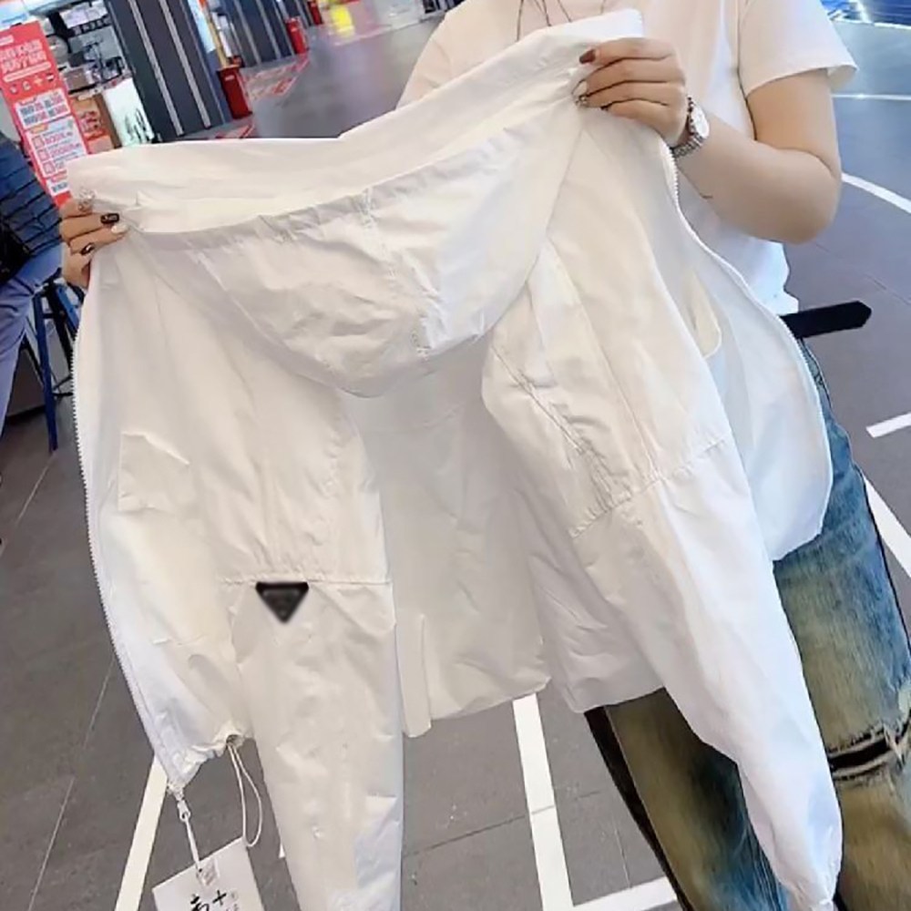 ROYALBELLE 여성 후드 숏자켓 패션 루즈핏 긴팔 집업점퍼 바람막이 점퍼 자외선차단 자켓 D0011609 17,490원