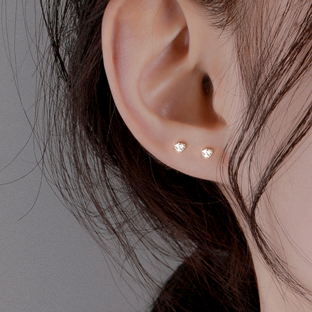젤루나 여성용 초미니 하트 큐빅 기본 심플 귀걸이 P-660 9,010원
