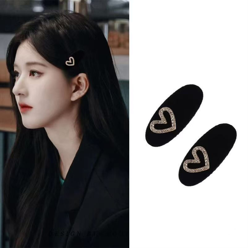 니렌스 하트 큐빅 벨벳 머리핀 헤어클립 2개 세트 8,500원