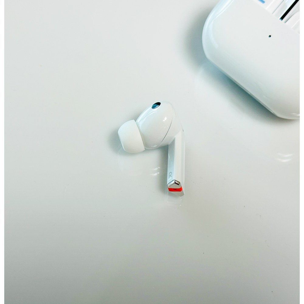 Samsung 삼성 갤럭시 버즈3프로 왼쪽 오른쪽 본체충전기 단품 한쪽구매 SM-R630N 67,020원