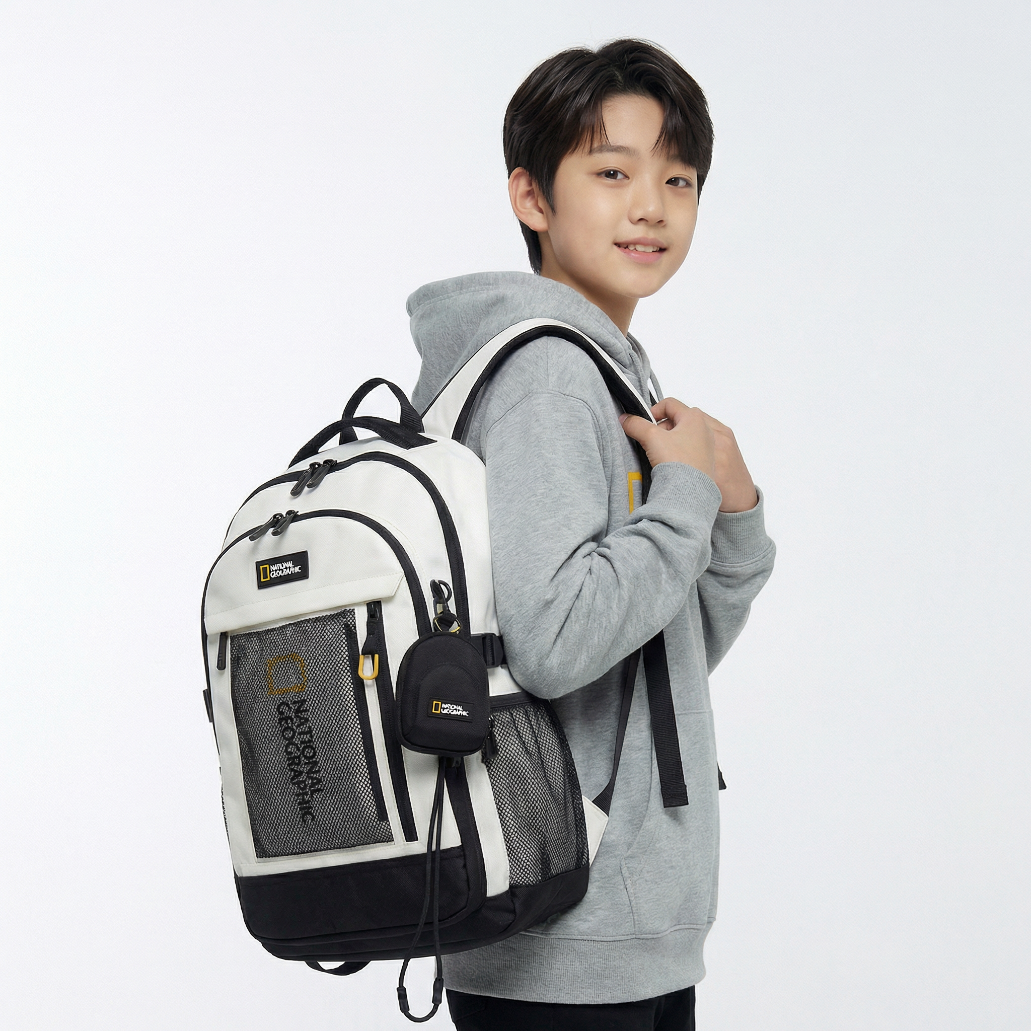 내셔널지오그래픽 키즈 코닉 고학년 백팩 화이트 129,000원