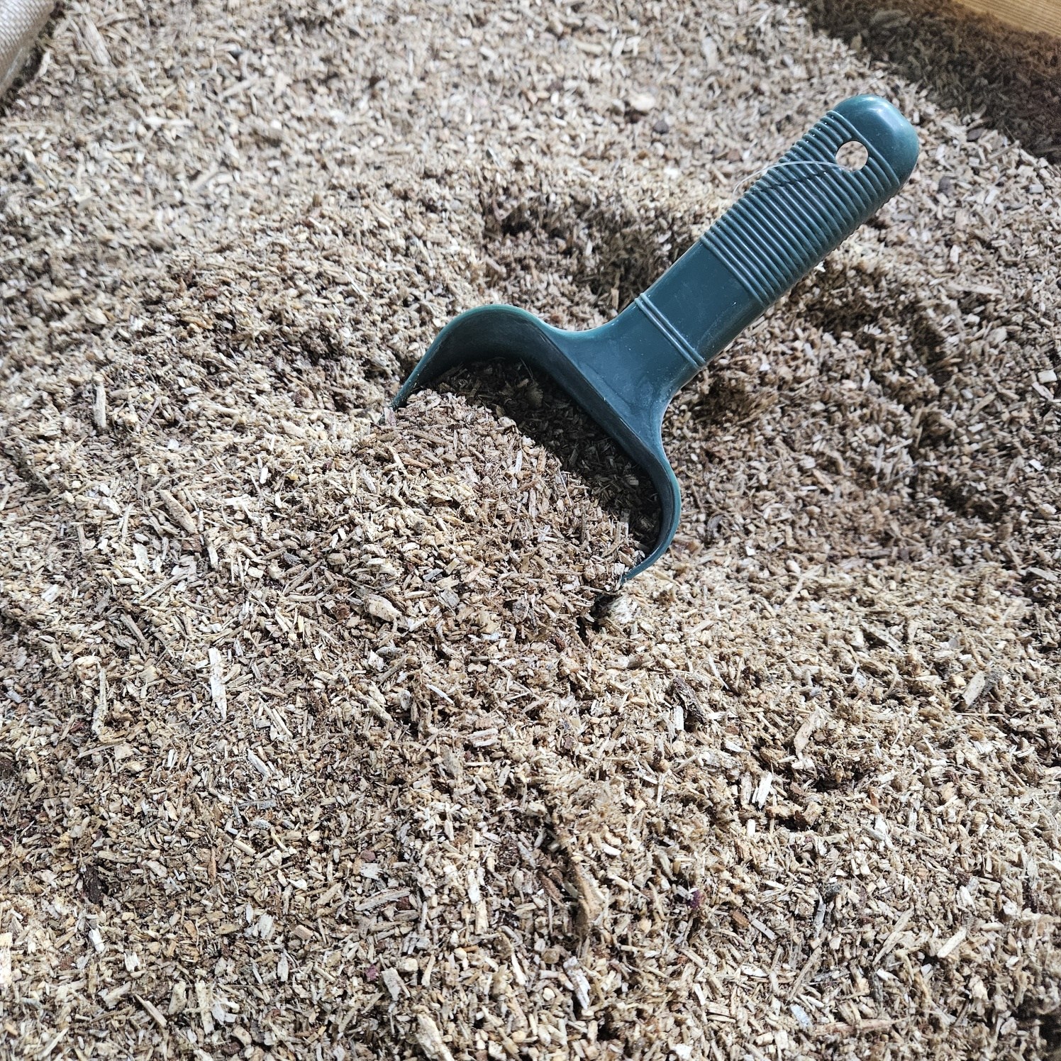 IN테리어 국내산 소나무 톱밥 나무향 분갈이 거름 10,000원