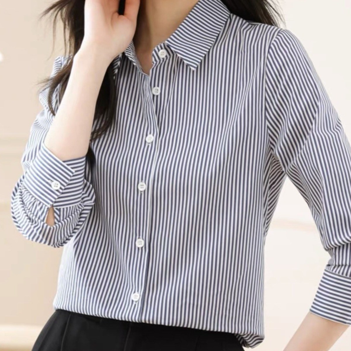 휠렉스 여성 봄 데일리 스트라이프 긴팔 셔츠 JT3 29,000원