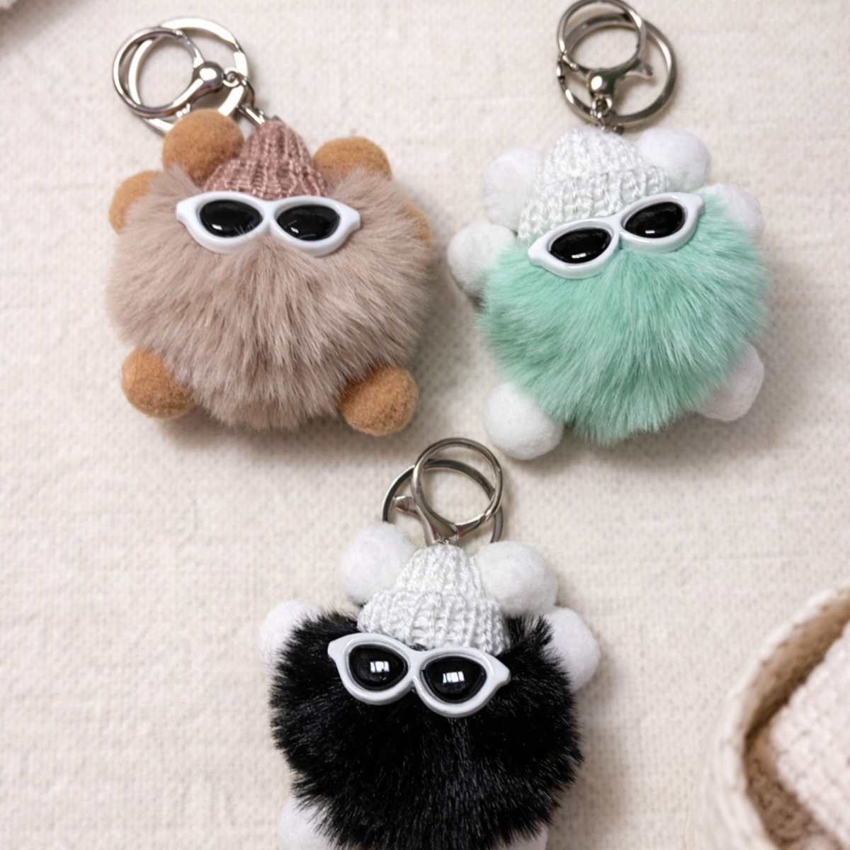폼폼 먼지인형 3종 세트 열쇠고리 가방걸이 우정 커플 키링 8,900원
