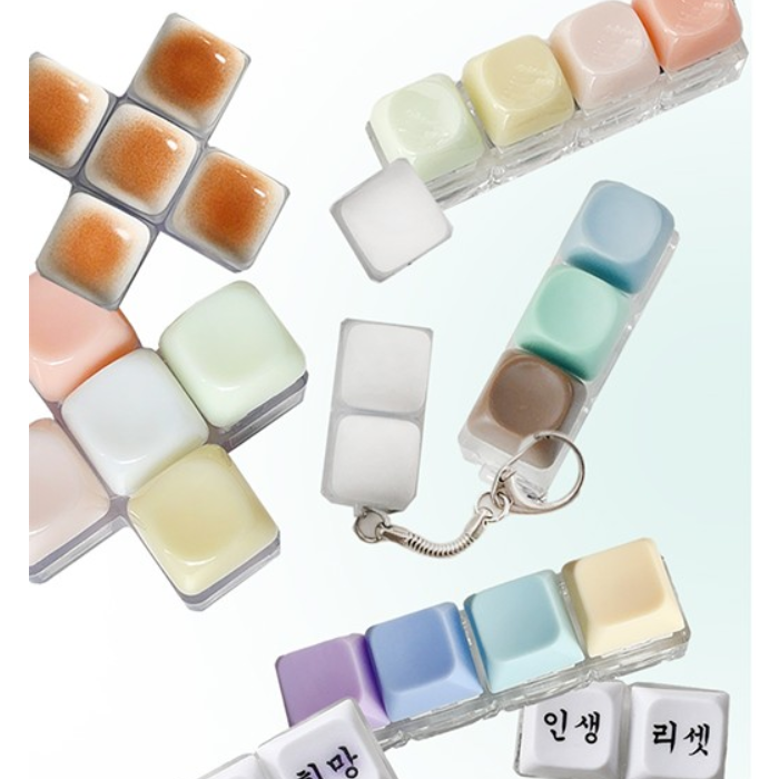 청축 키캡 키링고리 반짝반짝 아이폰17 이형 키캡키링 LED 키보드키링 가방고리 4구 에어팟 16,000원