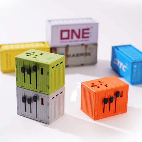 지클릭커 트래블 컨테이너 여행용 멀티 어댑터 PD65W 그레이 26,800원