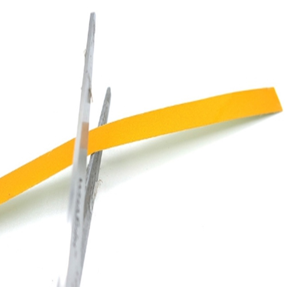 옐로우 리플렉터스카치테잎 라이트 야간빛반사 안전표시하기 자동차꾸밈 1cm 5미터 2,300원