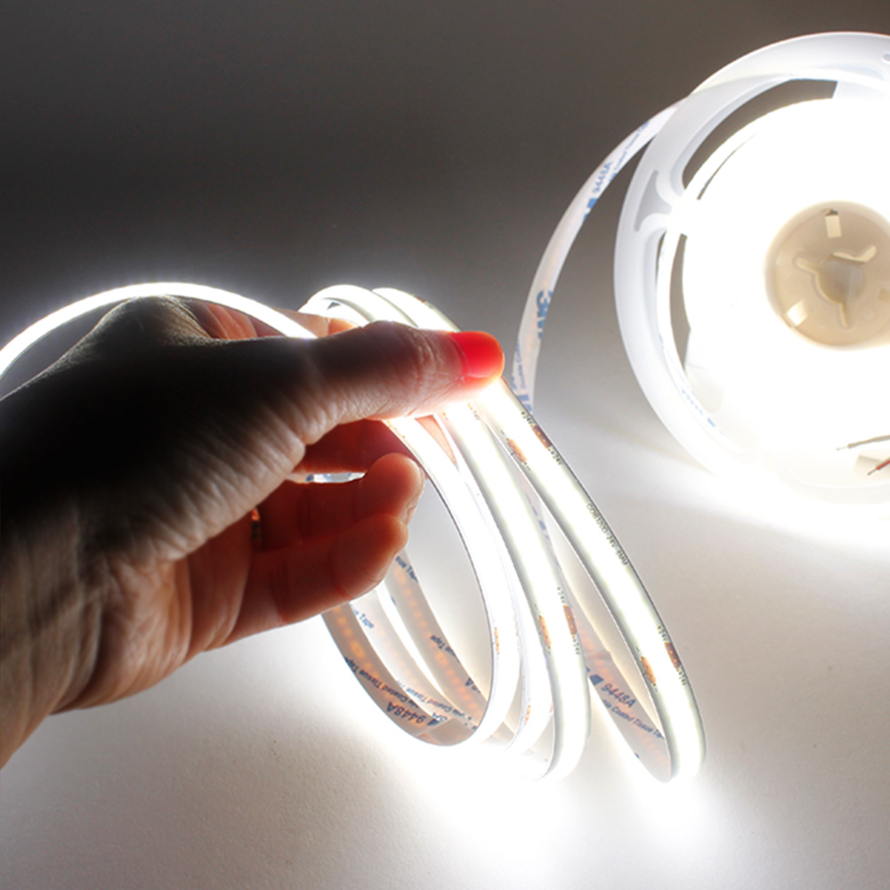 오닉스 LED바 플렉시블 COB 24V 5M 면발광LED 줄조명 (전원선, 일자 연결 커넥터 포함), 주광색, 2개 32,740원