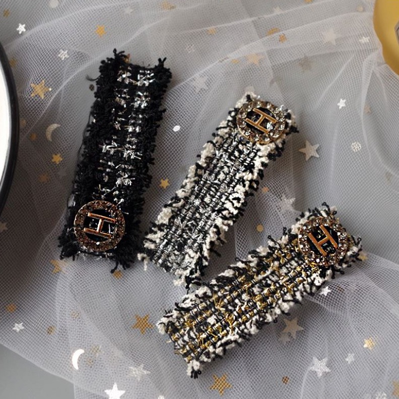 미다미 코코로쉐 포인트 트위드 똑딱핀 5,000원