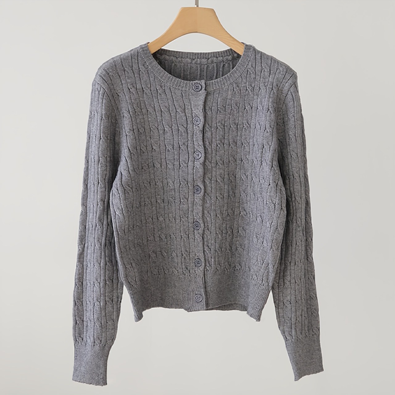 제니트 여성 기본핏 라운드넥 세로 꽈배기 데일리 니트 가디건 아유꽈가디건 19,890원