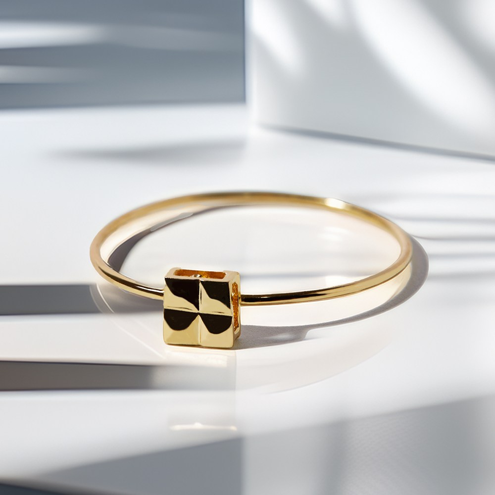 엘렌쥬얼리 14K 큐브 스퀘어 금 실 반지 124,000원