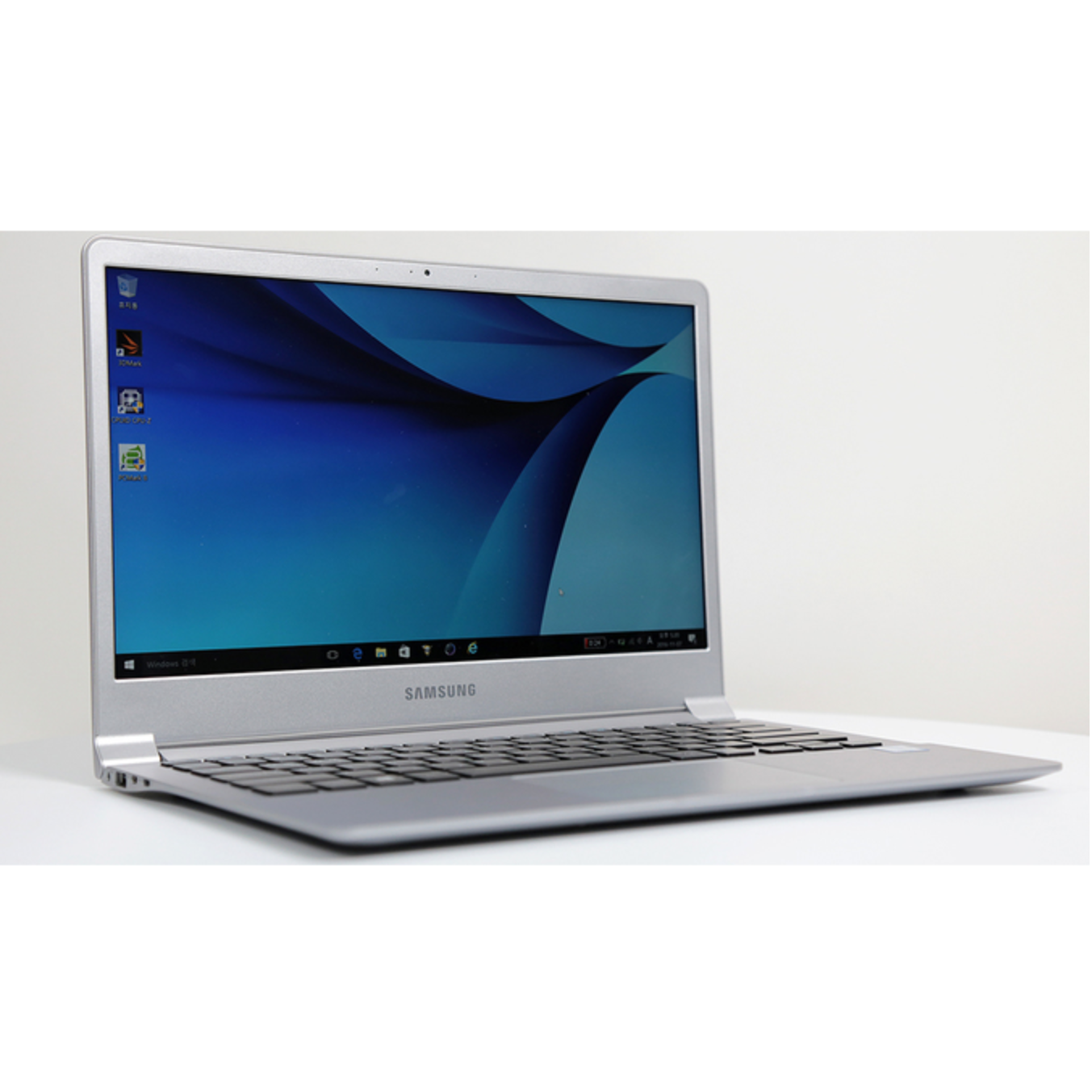 삼성전자 노트북9 NT900X3 펜티엄-4405U/4GB/128GB/초경량 840g/13인치, NT900X3, WIN11 Pro, 4GB, 128GB, 화이트 199,000원