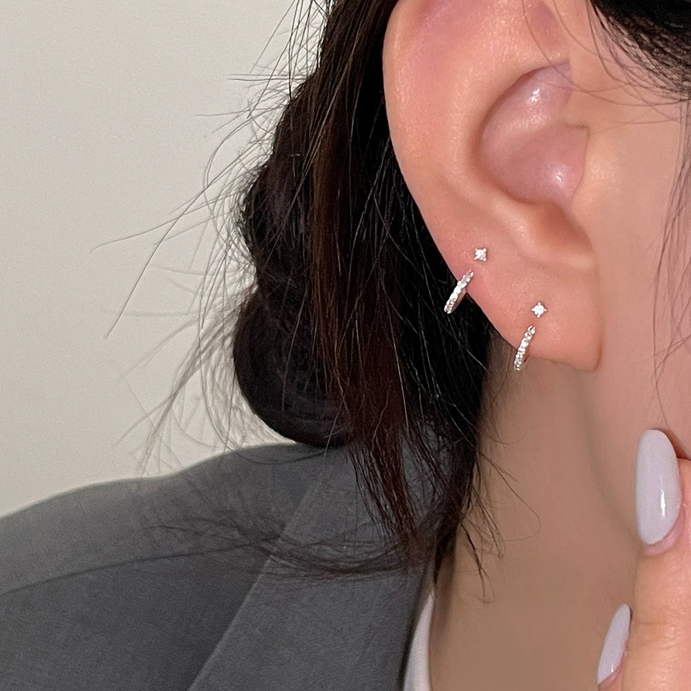 아르니 알러지방지 925실버 은침 투웨이 미니 큐빅 귀걸이 한쌍 여성 데일리 심플 귀걸이 E002 6,900원