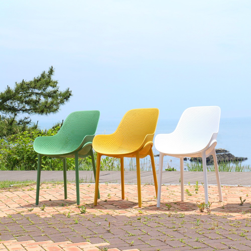 코나 야외용 의자 플라스틱 테라스 정원 테라스 베란다 인테리어 카페, 옐로우, 2개 132,000원