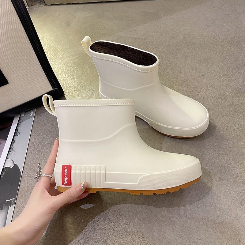 여성 프리미엄 초경량 방수 워킹 레인 부츠 내유성 미끄럼방지 작업화 19,800원