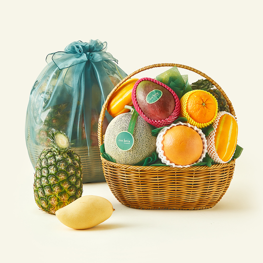 [로켓프레시] 온브릭스 과일바구니 8종 중대형 1호 5.37kg + 보자기 134,900원