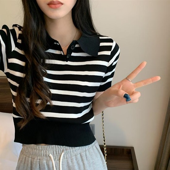 투버튼 카라 반팔 스트라이프 니트 JSC-D24072603 22,430원