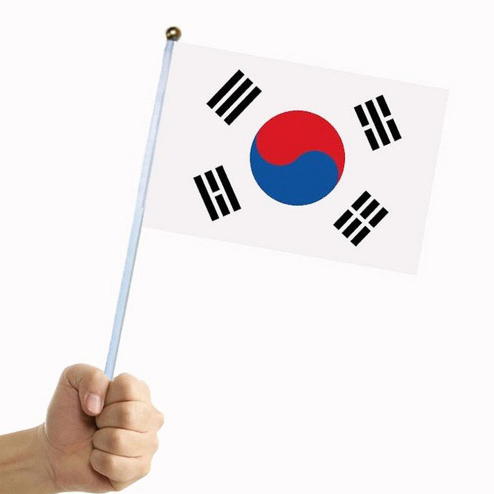 아이레노 행사용 미니 태극기 100P 국기 세트 학교 교육 행사 응원 장식용 단체사용 적합한 깔끔한 미니 태극기 - 소형, 중형-100개입, 1세트 25,900원