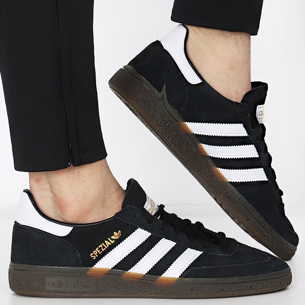 아디다스 스페지알 핸드볼 스니커즈 코어 블랙-화이트 3S 94,500원