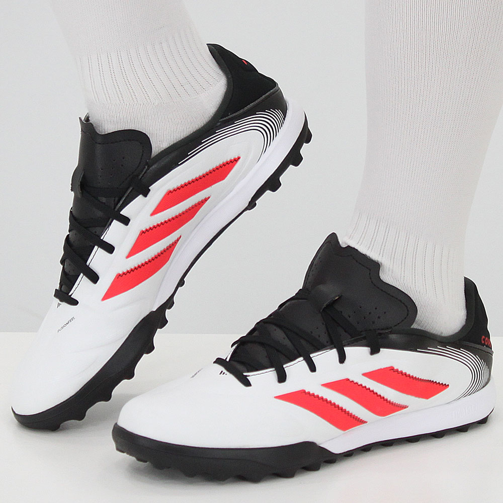 아디다스 남성 축구화 안정적인 착용감의 풋살화 스포츠 인조잔디용 터프화 맨땅겸용 TF화 동아리 싸커 슈즈 54,000원