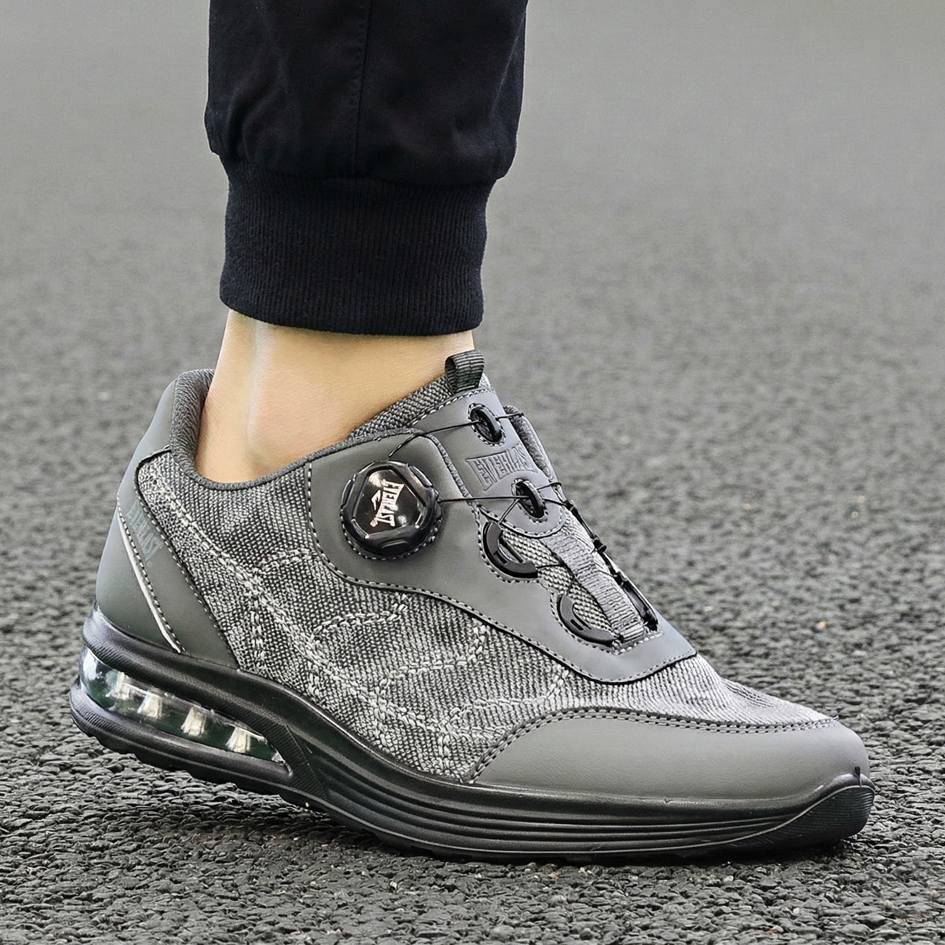 에버라스트 경량 다이얼 운동화 남자 발편한 에어 쿠션 스포츠 니트 워킹화 헬스화 사계절 신발 런닝화 헬스장 트레일 슈즈 49,800원