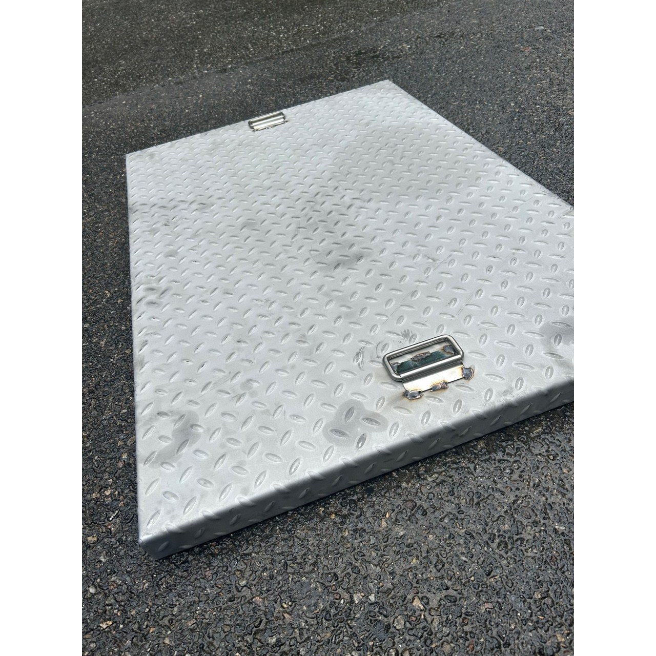 스텐체크판 맨홀 정화조 뚜껑 주문 제작 3T 700x700(mm) (높이 30mm) 310,000원