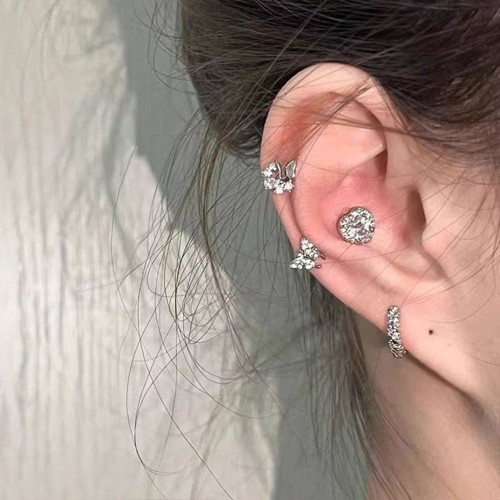 젤루나 여성용 써지컬 샤인 큐빅 하트 나비 원터치 링귀걸이 P-535 4종 세트 7,190원