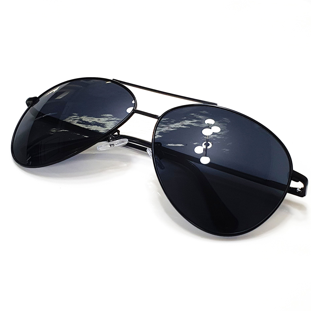 남자 빅사이즈 보잉 선글라스 글라스테루제작 안경닦이 케이스 21,800원