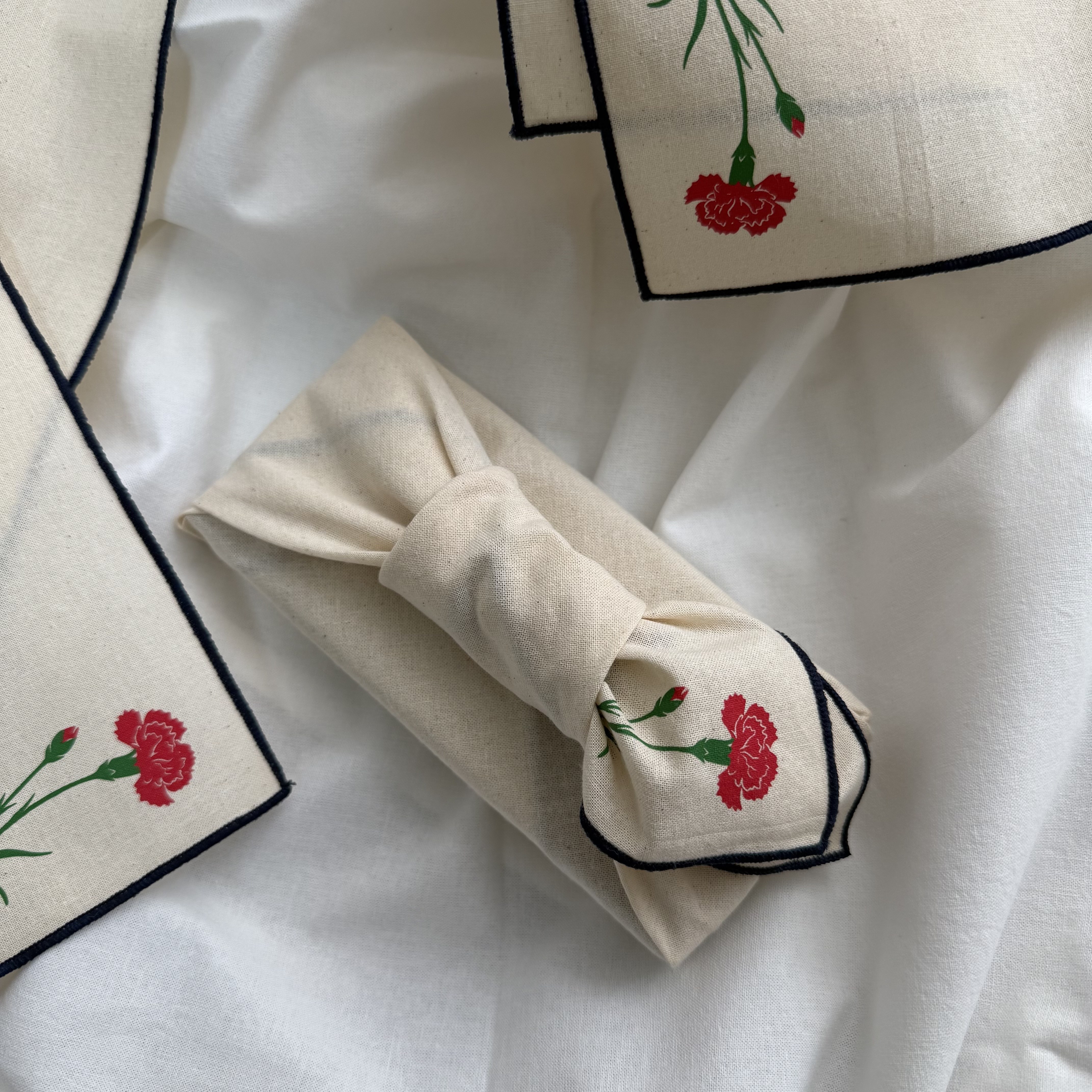 어버이날 카네이션 용돈봉투 보자기 상자 세트, 1개, 카네이션 보자기포장+현금상자 9,480원