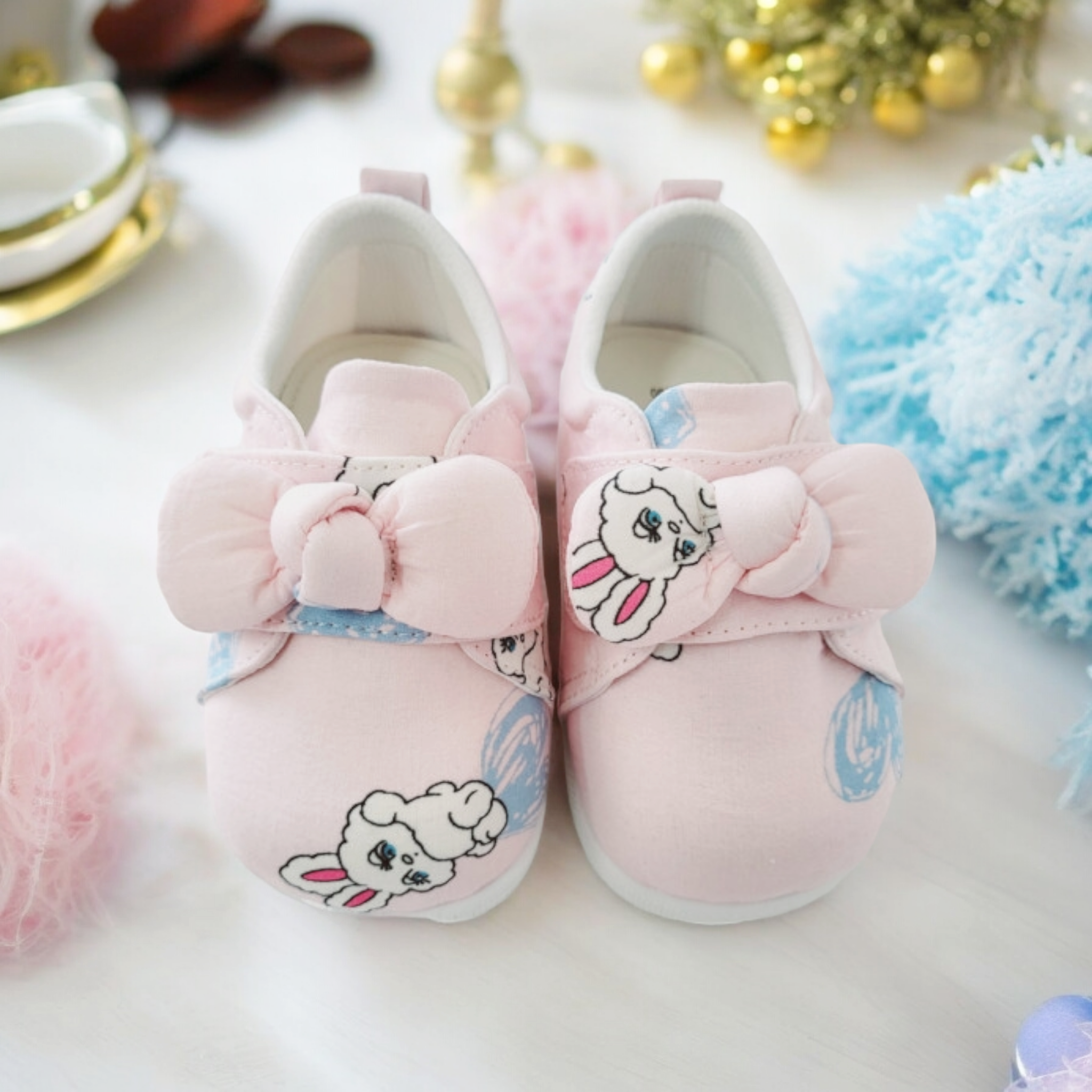 엄지발슈즈 아기신발 걸음마신발 리본 삑삑이신발 아동 유아 키즈 운동화 돌선물 35,900원