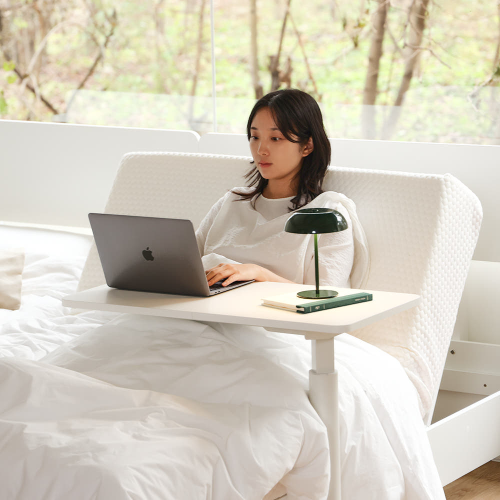 무디 지아가구  전동 침대사이드테이블 전동이동식 테이블 195,920원