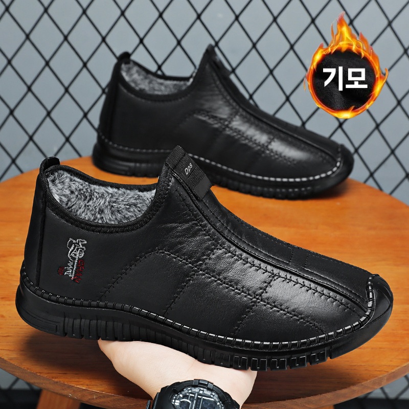 DarjinQD 남자 겨울 기모 털신발 신상 발편한 패딩부츠 도톰 보온 중장년 아빠 신발 미끄럼방지 털 작업화 W620 13,990원