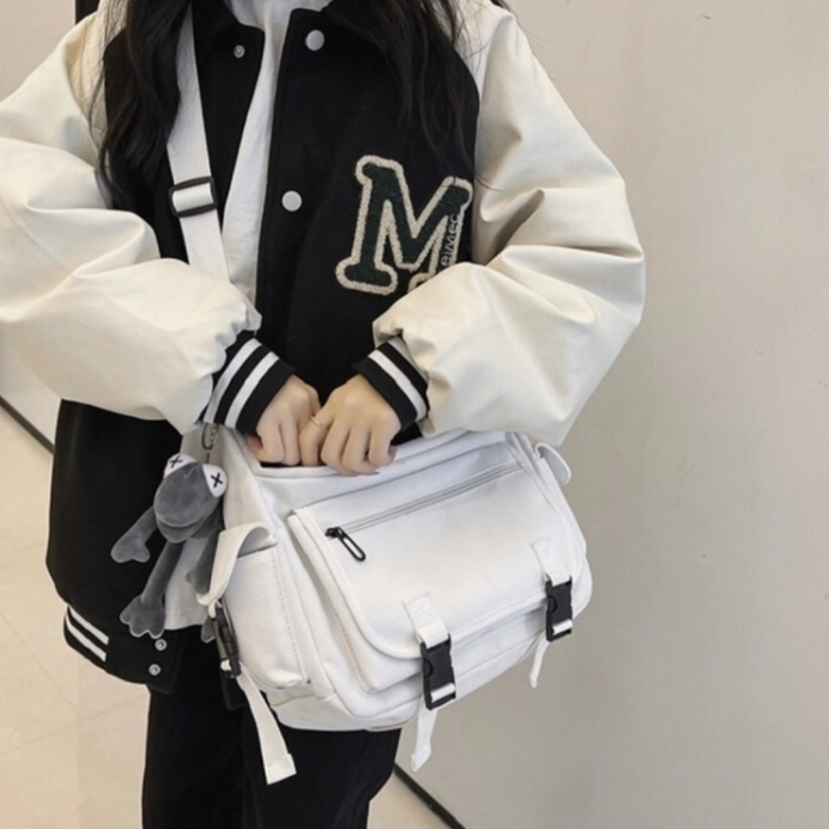 훈이네 가방 크로스백 남성 여성백 에코 캐주얼백 학생가방 40,600원